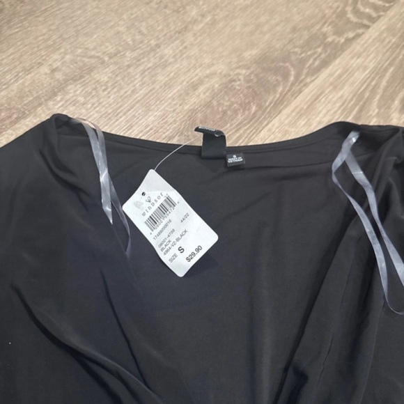 Windsor Black Long Sleeve Crop Top with Belt - Picture 3 of 5